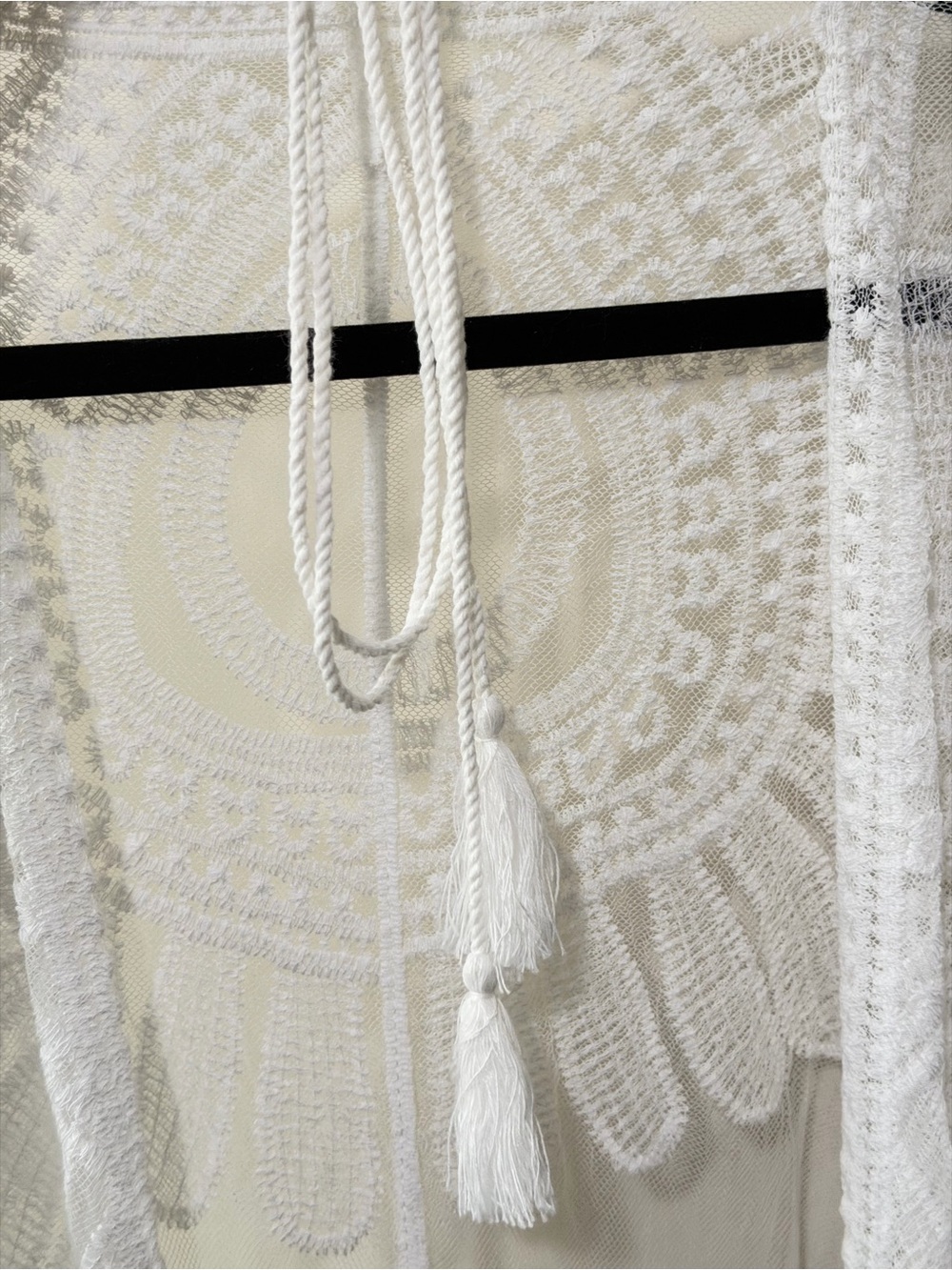 White Lace Boho Open-Front Kimono Cardigan with Waist Tie - Picture 7 of 10